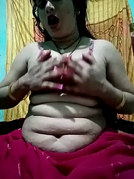 Snapshot of Chandni chatting on February 18, 2025, 1:11 pm Chandni online show from February 18, 2025, 1:11 pm