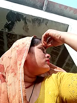 Snapshot of Chandni chatting on February 19, 2025, 11:17 am Chandni online show from February 19, 2025, 11:17 am