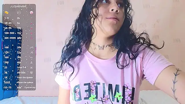 Snapshot of realshy-Stepsis chatting on February 15, 2025, 3:06 pm realshy-Stepsis online show from February 15, 2025, 3:06 pm