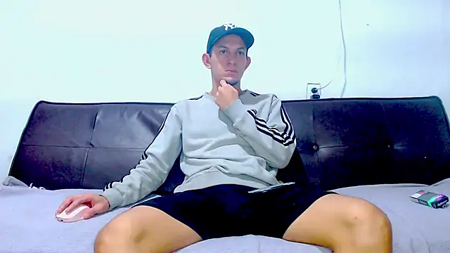 Snapshot of meridandwither chatting on December 4, 2024, 10:13 am meridandwither online show from December 4, 2024, 10:13 am