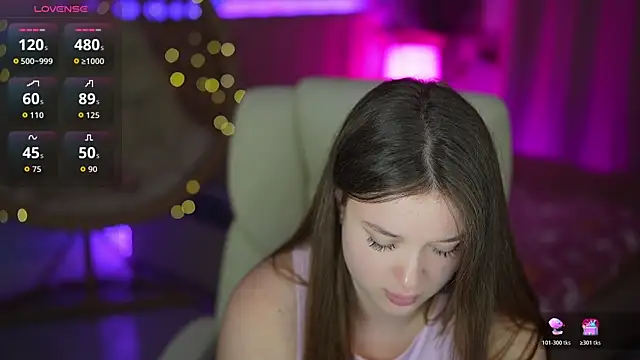 DonnaLustt online show from March 15, 2026, 7:03 am