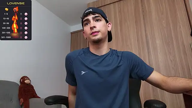 zenn rush1 online show from December 15, 2024, 12:06 pm