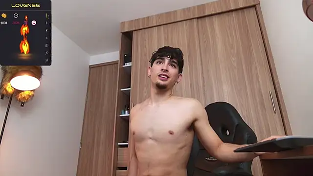 zenn rush1 online show from January 20, 2025, 3:39 pm