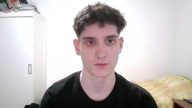 Spicylemon01 online show from April 28, 2026, 11:21 pm