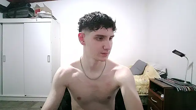 Spicylemon01 online show from May 29, 2026, 2:42 am