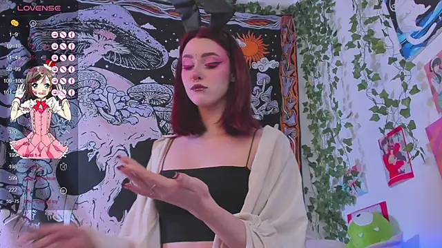 kissthasky online show from September 14, 2025, 8:35 am