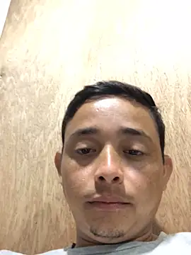 isacalejandroo online show from January 24, 2025, 3:43 am