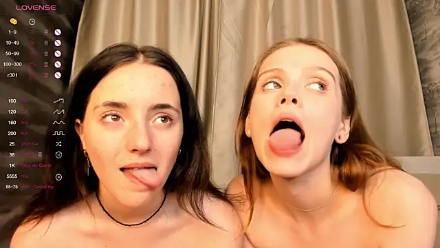 AlodiaHakes online show from December 5, 2024, 5:17 pm