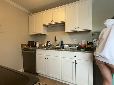 Snapshot of MissSwitch chatting on March 9, 2025, 1:26 pm MissSwitch online show from March 9, 2025, 1:26 pm