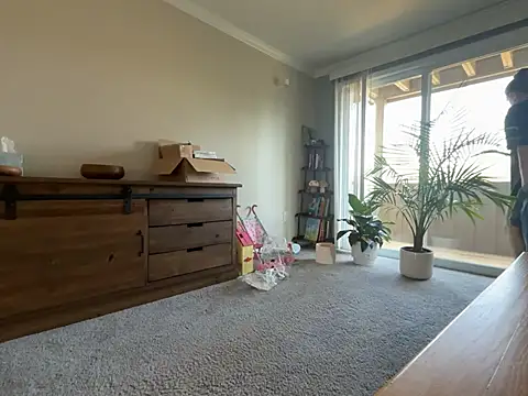 Snapshot of MissSwitch chatting on March 19, 2025, 6:01 pm MissSwitch online show from March 19, 2025, 6:01 pm