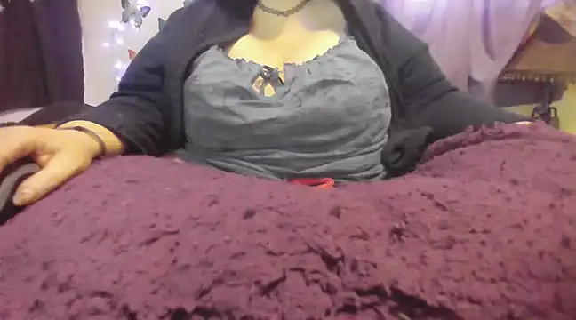 Alli Kat online show from January 4, 2025, 6:30 pm