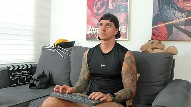 JeanBroc online show from November 22, 2025, 9:58 pm