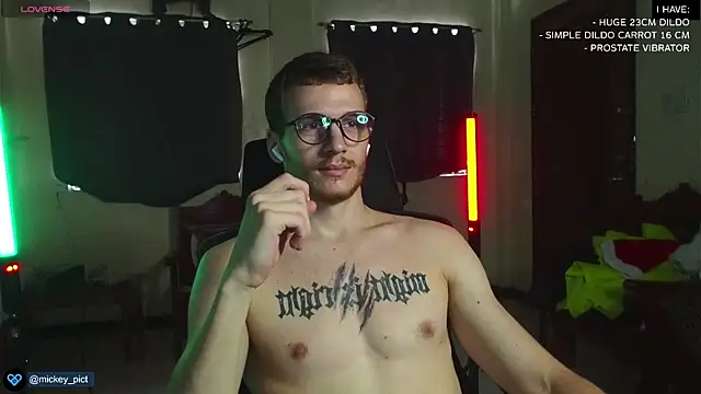 mickeypict online show from December 25, 2024, 5:26 am