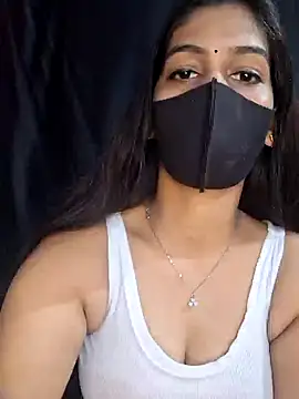 Snapshot of Garima_G chatting on January 4, 2025, 8:39 am Garima G online show from January 4, 2025, 8:39 am