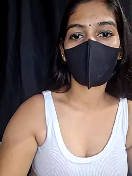 Snapshot of Garima_G chatting on January 7, 2025, 1:35 pm Garima G online show from January 7, 2025, 1:35 pm