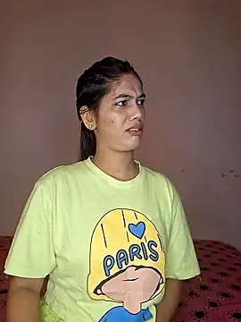 Snapshot of Garima_G chatting on September 24, 2025, 9:23 am Garima G online show from September 24, 2025, 9:23 am