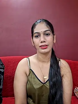 Snapshot of Garima_G chatting on October 15, 2025, 4:40 pm Garima G online show from October 15, 2025, 4:40 pm