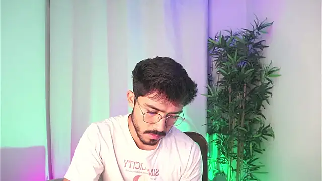 dam0n fr0st online show from April 21, 2026, 1:42 am