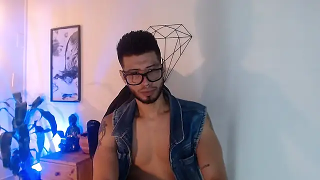 Colby brown03 online show from April 13, 2026, 6:13 pm