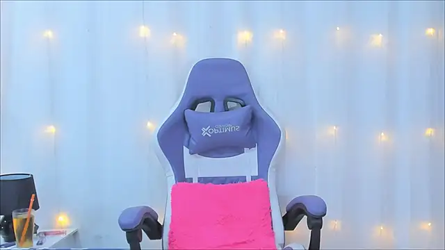 AnneGagner online show from February 12, 2025, 10:26 pm