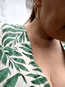 sussy 185 online show from December 17, 2024, 3:17 pm