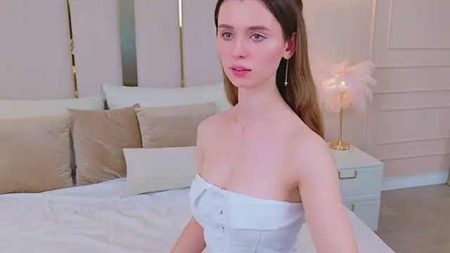 MarybethSnow online show from April 18, 2026, 7:58 pm