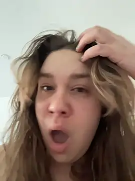 SuzieMurray online show from March 21, 2026, 8:30 am