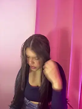 Snapshot of kimberlyhills1 chatting on December 18, 2025, 8:26 pm kimberlyhills1 online show from December 18, 2025, 8:26 pm