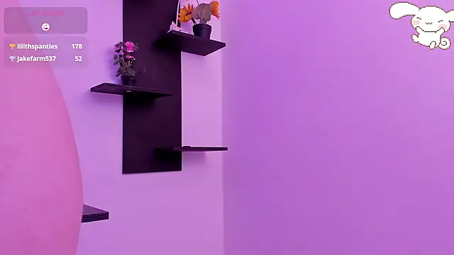 AlexaFoxy18 online show from March 19, 2025, 5:50 pm