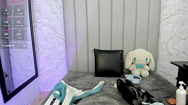 AlexaFoxy18 online show from March 6, 2026, 6:32 am