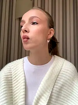 CaseyStar online show from December 5, 2024, 9:28 am