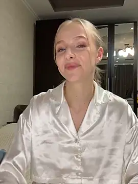 CaseyStar online show from December 7, 2024, 3:19 pm