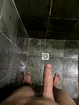 Snapshot of gzn01 chatting on November 3, 2025, 7:15 pm gzn01 online show from November 3, 2025, 7:15 pm