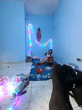 charlesss19 online show from February 28, 2025, 4:32 am