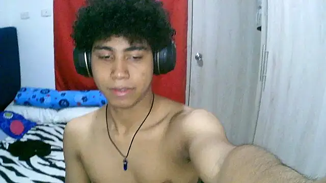 sexy diamante  online show from January 10, 2026, 4:14 am