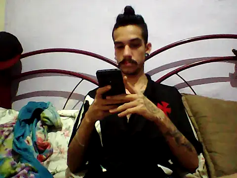 gatobranco001 online show from March 21, 2025, 9:34 am