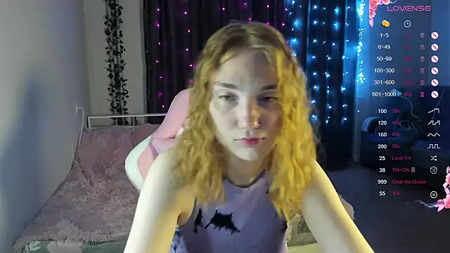 ReddHotPipper online show from December 16, 2024, 1:10 am