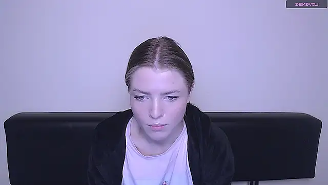 Snapshot of MissOliviaa_ chatting on December 16, 2024, 11:22 am MissOliviaa online show from December 16, 2024, 11:22 am