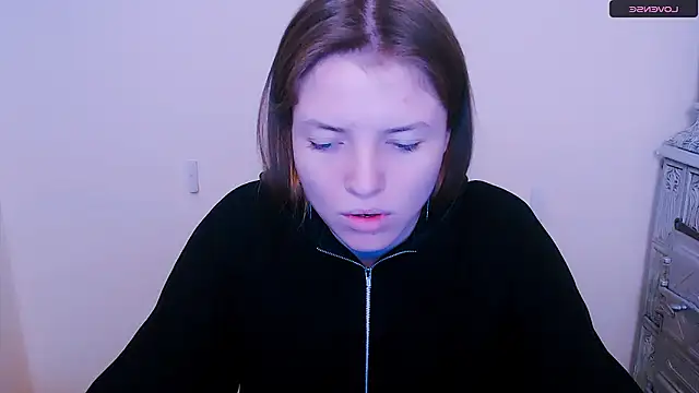 Snapshot of MissOliviaa_ chatting on February 1, 2025, 4:22 pm MissOliviaa online show from February 1, 2025, 4:22 pm