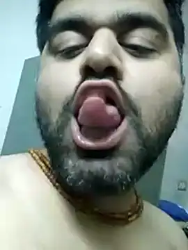 Happyman300 online show from November 9, 2025, 8:29 pm