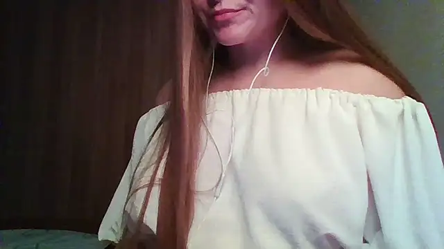 Evasapples online show from April 15, 2026, 8:09 pm