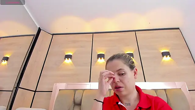 dorothy vegga online show from February 4, 2026, 4:29 am