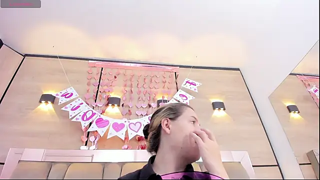 dorothy vegga online show from February 17, 2026, 3:36 am