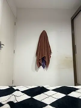 Maduanne online show from February 1, 2025, 3:08 am