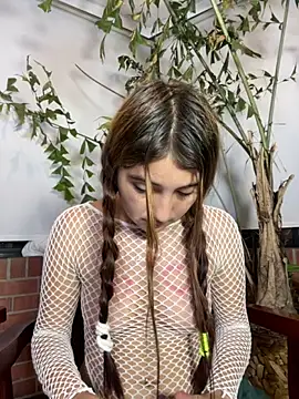 Matilda russoo online show from October 12, 2025, 2:10 am