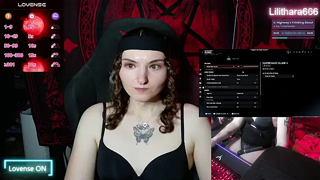 Snapshot of BrandiWRLD_999 chatting on November 14, 2025, 11:57 pm BrandiWRLD 999 online show from November 14, 2025, 11:57 pm