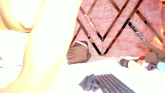 tifany bigdick online show from March 20, 2026, 6:46 pm