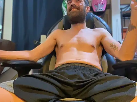 slutty guy12 online show from March 18, 2025, 10:26 pm