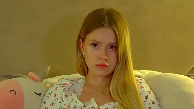 Snapshot of MilanaBalmain chatting on July 14, 2026, 10:21 am MilanaBalmain online show from July 14, 2026, 10:21 am