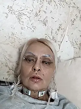 Gardener of Illusions online show from November 9, 2025, 11:14 pm